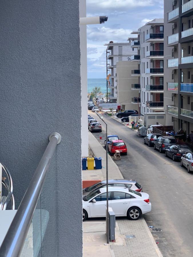 Milan Apartment Năvodari Екстериор снимка