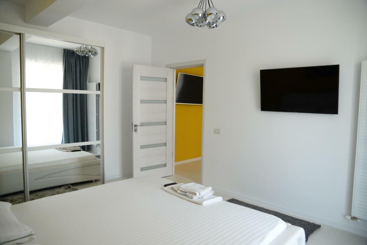 Milan Apartment Năvodari Екстериор снимка