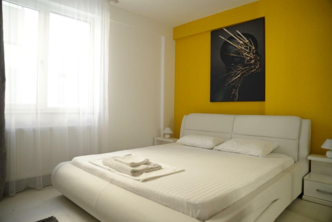 Milan Apartment Năvodari Екстериор снимка